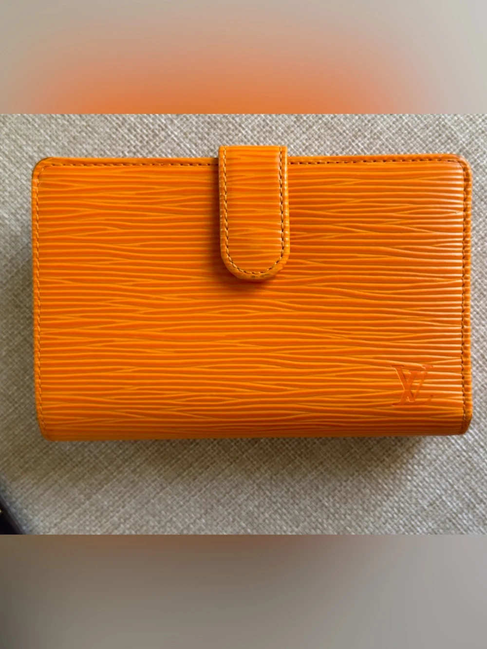 Louis Vuitton Epi Porte Monnaie Viennois Mandarin Orange Kiss Lock Coin Wallet